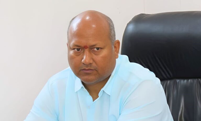 कर्मचारीका कारण सरकारको ‘पर्फमेन्स’माथि असर पर्‍यो : मुख्यमन्त्री सिंह