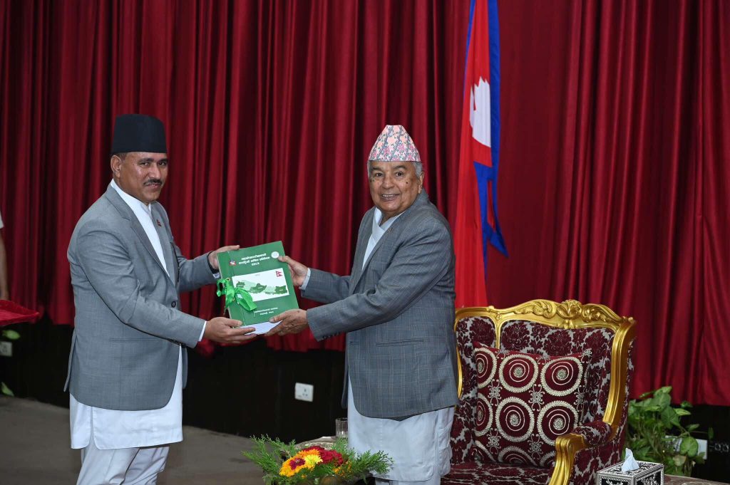 कुल बेरुजु ७ खर्ब ३३ अर्ब पुग्यो