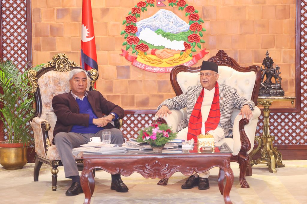 प्रधानमन्त्री ओली र सभापति देउवाबीच भेटवार्ता