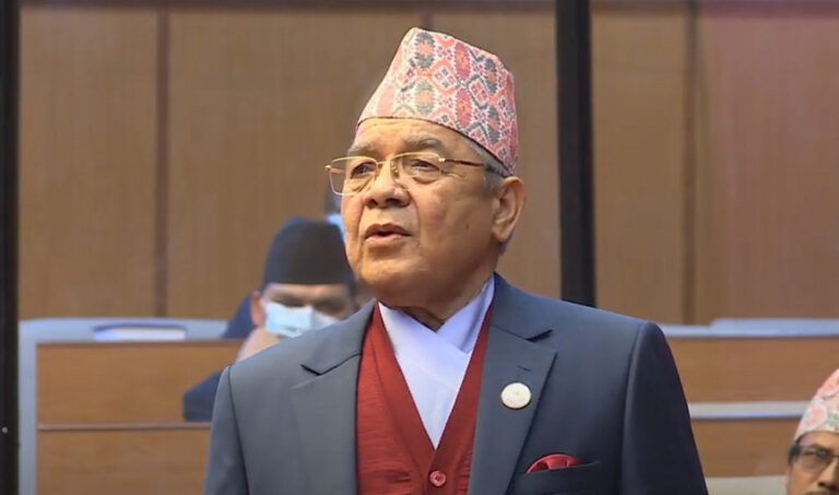 जनताहरू नेता तथा व्यवस्थाको विरुद्धमा छन् : वामदेव गौतम