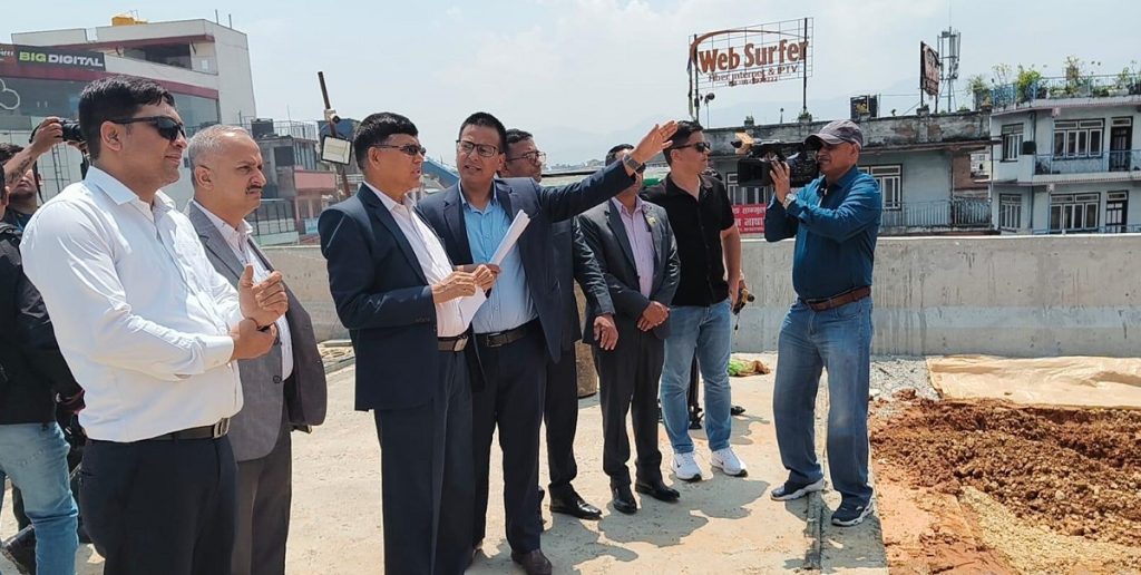 जेठ अन्त्यसम्ममा फ्लाईओभर सम्पन्न हुन्छ : मन्त्री दाहाल