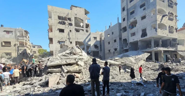 दक्षिणी गाजा सहरमा हवाई आक्रमणमा ५४ जनाको मृत्यु