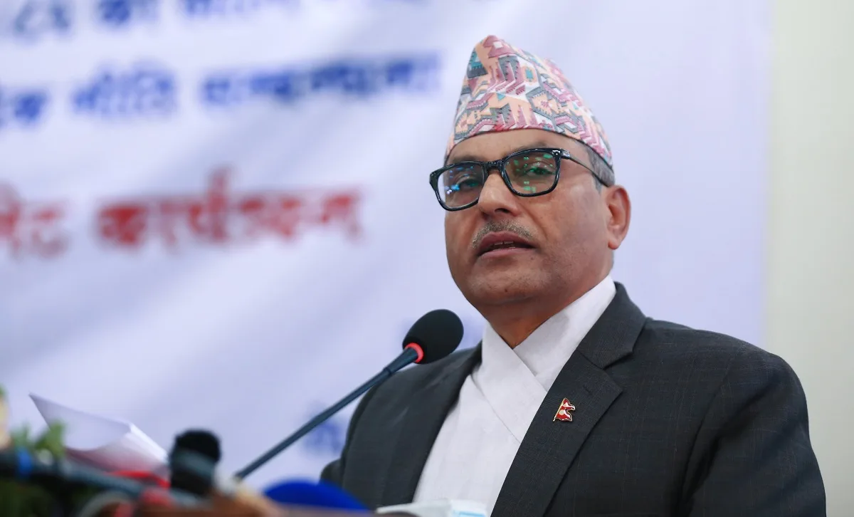 गभर्नर नाम सिफारिस समिति सदस्यमा महाप्रसाद अधिकारी