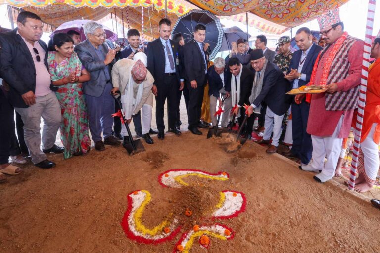 प्रधानमन्त्रीद्वारा धुलिखेल अस्पतालको ‘ट्रमा एण्ड इमर्जेन्सी सेन्टर’को शिलान्यास