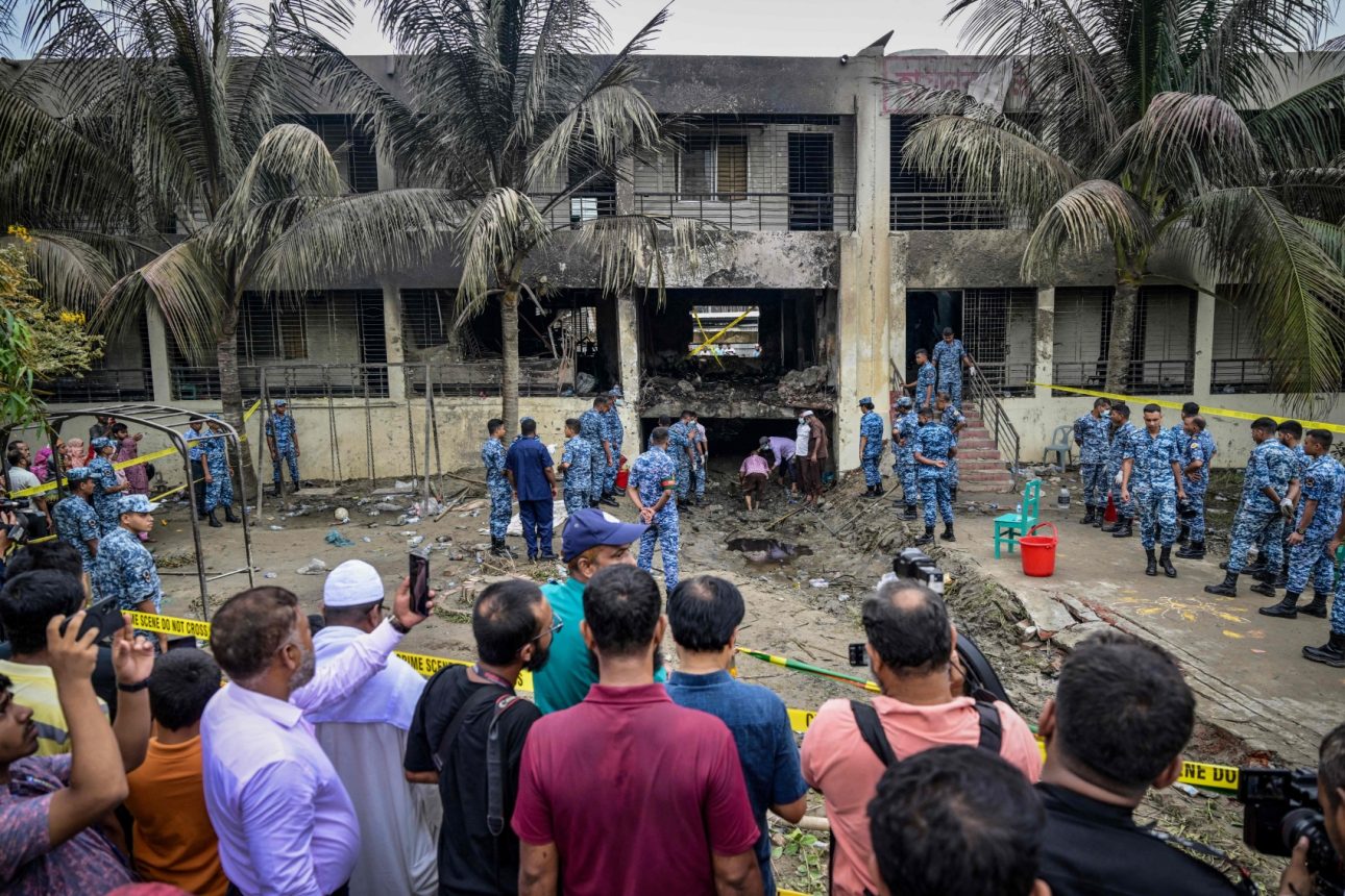 बंगलादेशमा विद्यालयमा विमान खस्दा मृत्यु भएकाको संख्या २७ पुग्यो, राष्ट्रिय शोक घोषणा