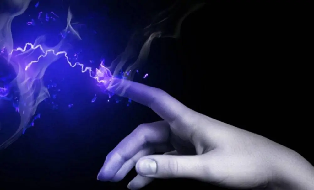 श्रीमान् श्रीमतीको करेन्ट लागेर मृत्यु