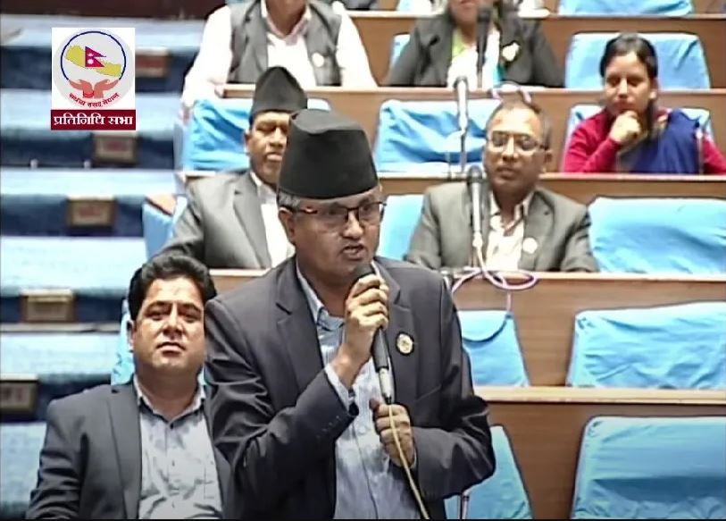 सर्वोच्चको आदेशलाई हस्ताक्षरले बदल्न सक्दैन : सांसद थापा