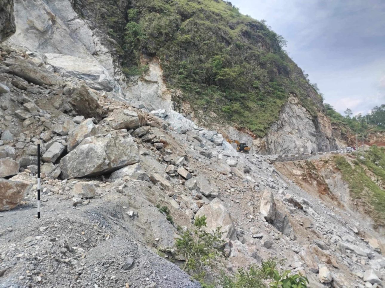 पहिरोले कालीगण्डकी ‘करिडोर’ अवरुद्ध