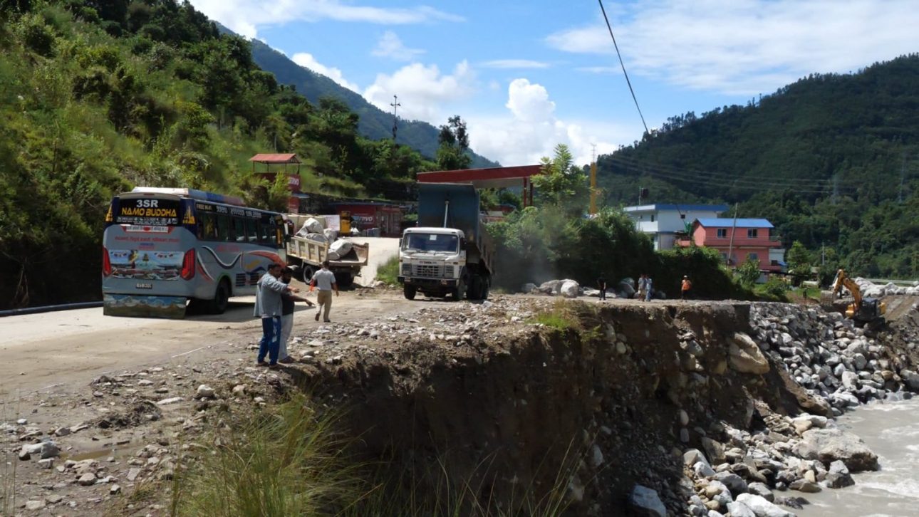 त्रिदेशीय सडक मार्ग सञ्चालन