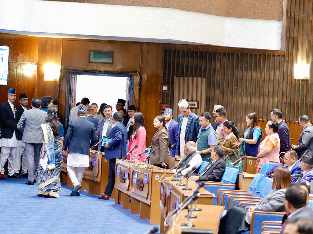 आज पनि प्रतिनिधिसभा बैठक बहिस्कार गरेर हिँडे रास्वपा र राप्रपा