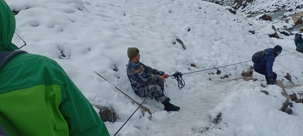 हिउँ र खराब मौसमबीच अन्नपूर्णबाट १६२ पर्यटकको सशस्त्रद्वारा सफल उद्धार