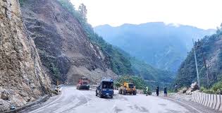 तुइन खोलामा रोकिएको यातायात सुचारु