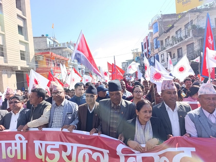 आगामी जनसभालाई लक्षित गर्दै एमालेका शीर्ष नेता जिल्ला दौडाहामा