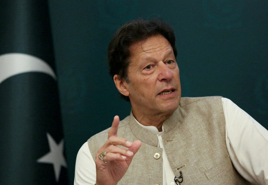 पाकिस्तानका पूर्वप्रधानमन्त्री इमरान खान र बुसरा बीबीलाई १७ वर्षको जेल सजाय