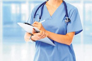 स्टाफ नर्स अभावपछि पिसिएल नर्सिङ निरन्तरताको तयारी, मन्त्री गौतमको घोषणा