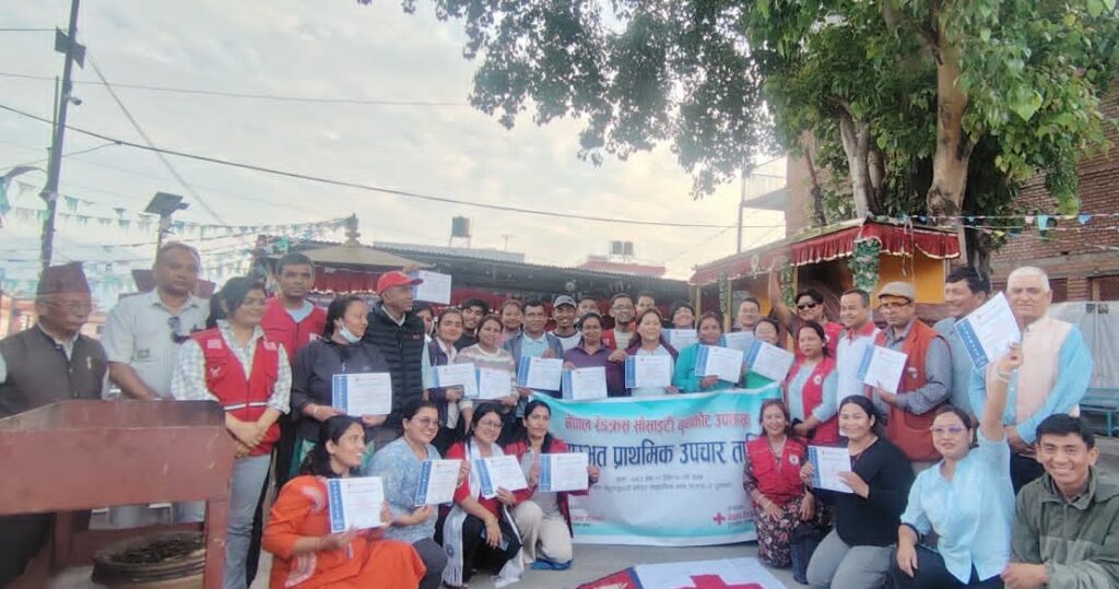 दुवाकोटमा ४ दिने प्राथमिक उपचार तालिम सम्पन्न, २३ जना प्रशिक्षित स्वयंसेवक तयार