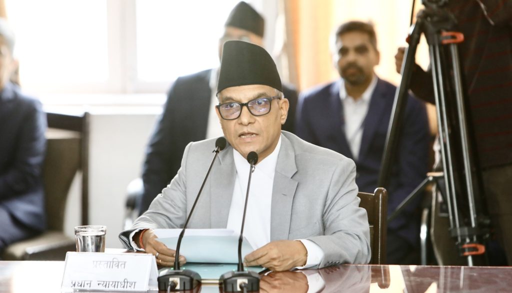 प्रधान न्यायाधीश मनोजकुमार शर्माले आजै शपथ लिने
