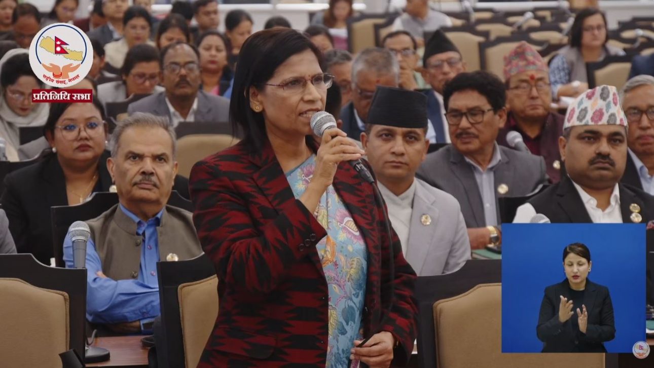 अर्थमन्त्रीको ‘फाइल खोल्ने’ अभिव्यक्तिप्रति एमालेको आपत्ति, गिरिबन्धु र ओम्नी प्रकरणको फाइल खोल्न चुनौती