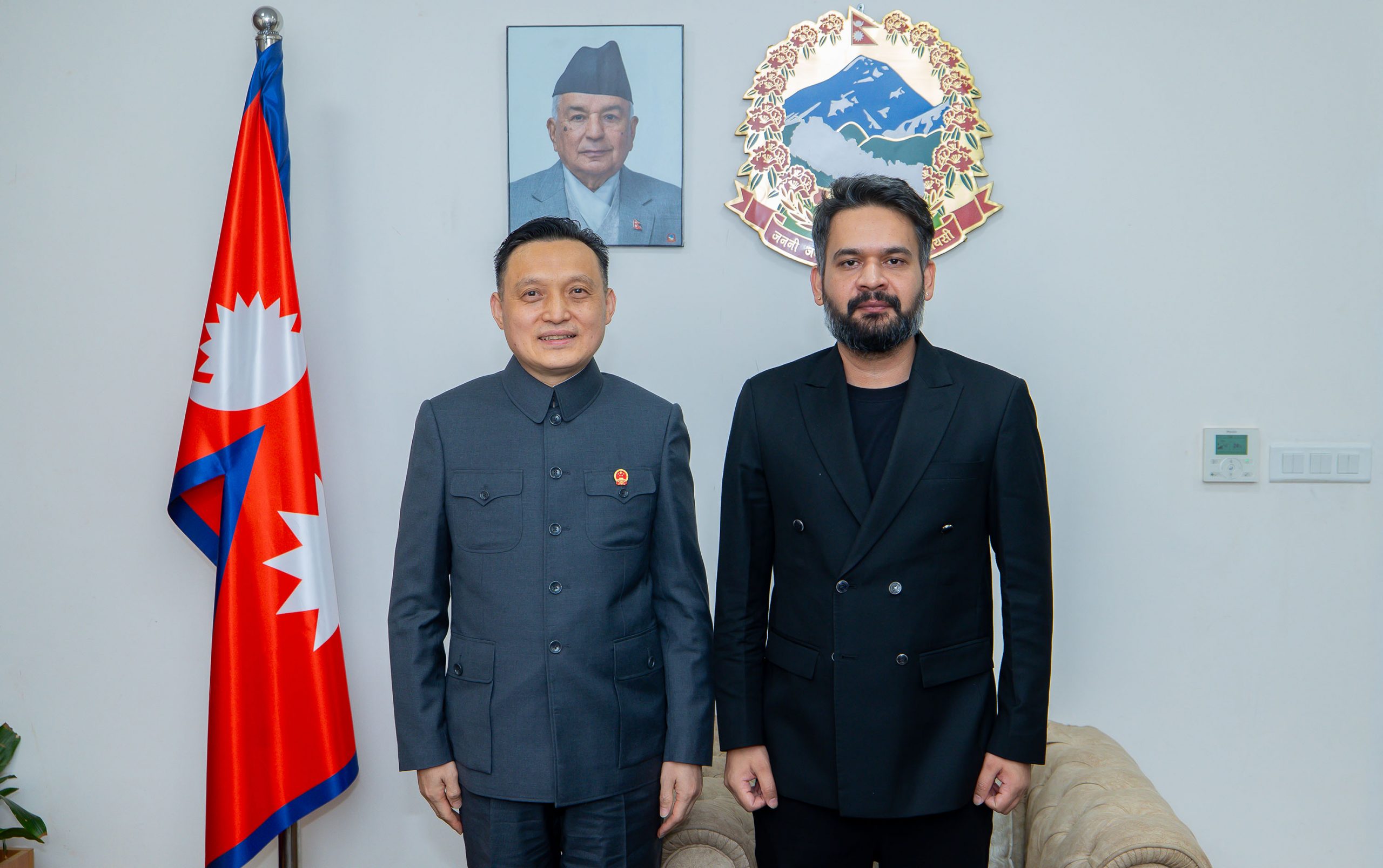 नेपाल–चीन सम्बन्ध सुदृढ बनाउने विषयमा प्रधानमन्त्री शाह र चिनियाँ राजदूतबीच छलफल