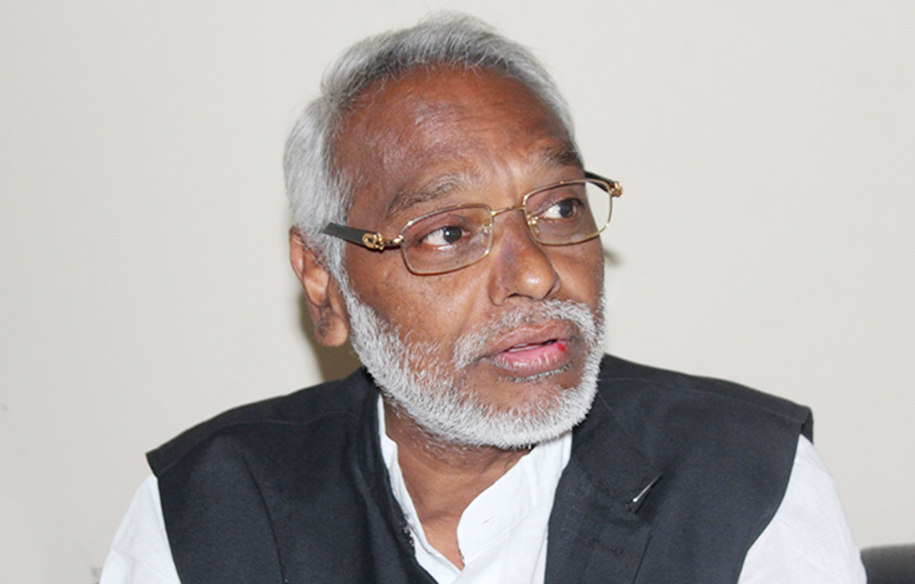 राजेन्द्र महतो नेतृत्वको राष्ट्रिय मुक्ति पार्टीका ९ नेताद्वारा पार्टी परित्याग